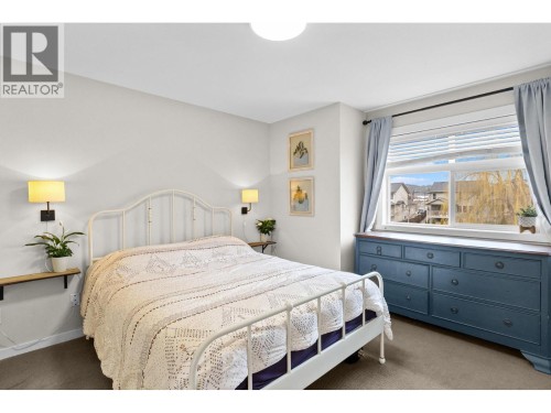 1355 Findlay Road Unit# 133, Kelowna, BC - Indoor Photo Showing Bedroom