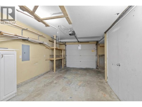 1355 Findlay Road Unit# 133, Kelowna, BC - Indoor Photo Showing Garage
