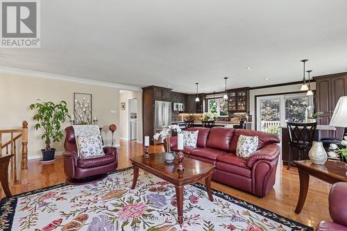 1721 Carsonby Road E, Ottawa, ON - Indoor Photo Showing Living Room