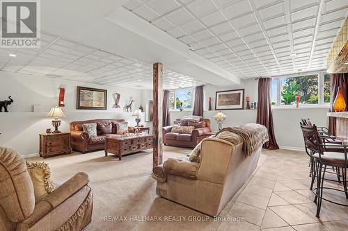 1721 Carsonby Road E, Ottawa, ON - Indoor