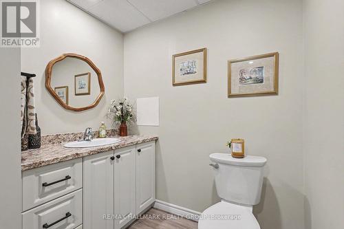 1721 Carsonby Road E, Ottawa, ON - Indoor Photo Showing Bathroom