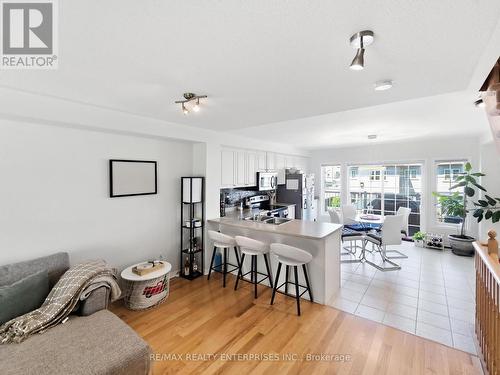 112 Harbourside Drive, Whitby, ON - Indoor
