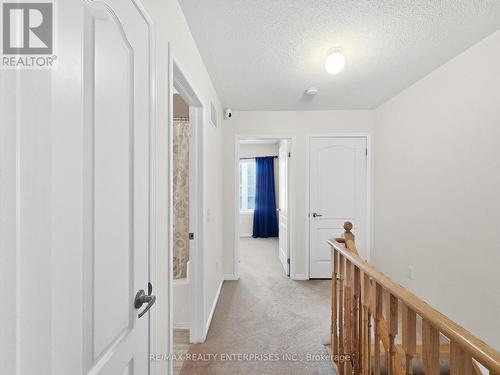 112 Harbourside Drive, Whitby, ON - Indoor Photo Showing Other Room