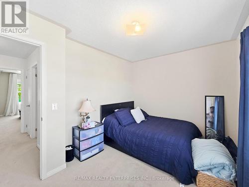 112 Harbourside Drive, Whitby, ON - Indoor Photo Showing Bedroom