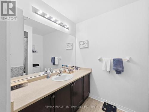 112 Harbourside Drive, Whitby, ON - Indoor Photo Showing Bathroom