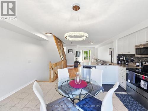 112 Harbourside Drive, Whitby, ON - Indoor Photo Showing Kitchen