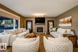 854 CHAHLEY WY NW  Edmonton, AB T6M 0C7