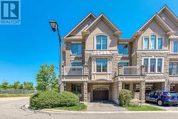 35 - 2435 GREENWICH DRIVE  Oakville, ON L6M 0S4