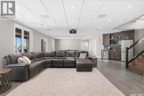 Luxury Vibank Acreage - 13.95 Acres., Vibank, SK - Indoor Photo Showing Living Room