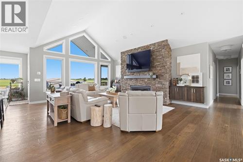 Luxury Vibank Acreage - 13.95 Acres., Vibank, SK - Indoor Photo Showing Living Room With Fireplace