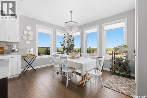 Luxury Vibank Acreage - 13.95 Acres., Vibank, SK - Indoor Photo Showing Dining Room