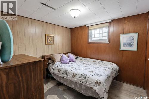 340 28Th Street E, Prince Albert, SK - Indoor Photo Showing Bedroom