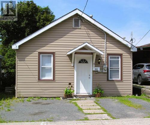 219 Walnut ST  Sault Ste. Marie, ON P6B 2G3