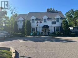 10 KING STREET E  Kawartha Lakes (Bobcaygeon), ON K0M 1A0