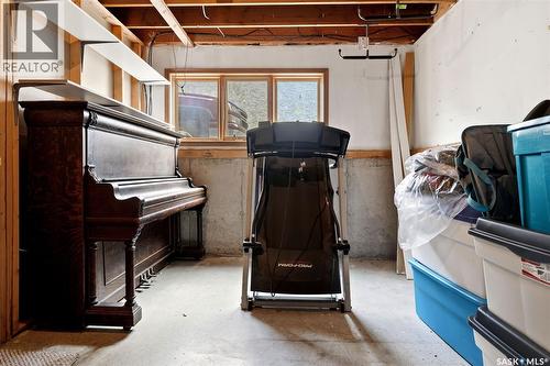 1250 Mcneill Crescent, Regina, SK - Indoor