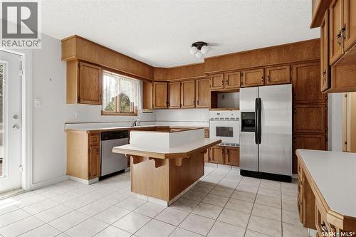 1250 Mcneill Crescent, Regina, SK - Indoor Photo Showing Kitchen