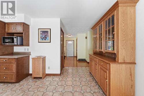24 Leonard Drive, Goderich (Goderich (Town)), ON - Indoor