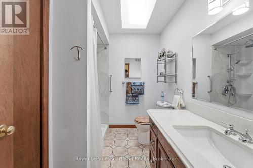 24 Leonard Drive, Goderich (Goderich (Town)), ON - Indoor Photo Showing Bathroom