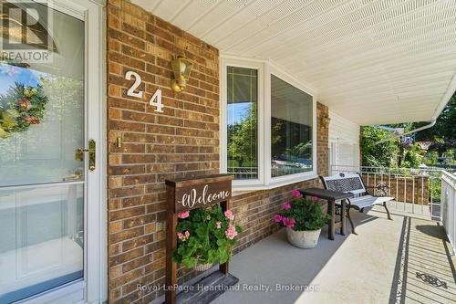 24 Leonard Drive, Goderich (Goderich (Town)), ON - Outdoor With Deck Patio Veranda With Exterior