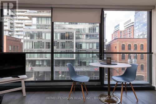 323 - 629 KING STREET W , Toronto, Ontario M5V 1M5 5