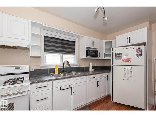 9623 110A Av Nw, Edmonton, AB 