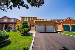 75 CAPTAIN FRANCIS DRIVE  Markham, ON L3R 9E5