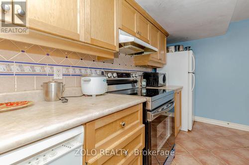 1474 Rosemanor Drive, Mississauga, ON - Indoor Photo Showing Kitchen