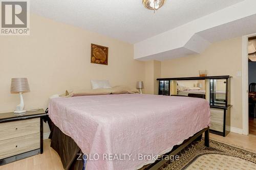 1474 Rosemanor Drive, Mississauga, ON - Indoor Photo Showing Bedroom