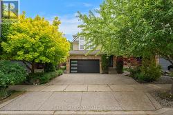 444 LAUSANNE CRESCENT  Waterloo, ON N2T 2X4