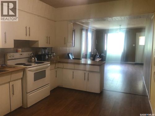 219 3Rd Avenue E, Canora, SK - Indoor Photo Showing Kitchen