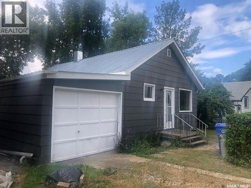 219 3Rd Avenue E, Canora, SK - Outdoor