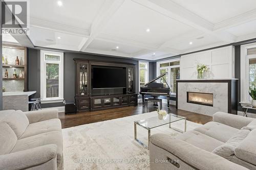 4180 Lakeshore Road, Burlington (Shoreacres), ON - Indoor Photo Showing Living Room With Fireplace
