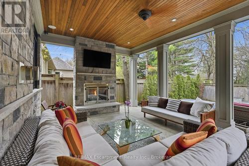 4180 Lakeshore Road, Burlington (Shoreacres), ON - Outdoor With Deck Patio Veranda With Exterior