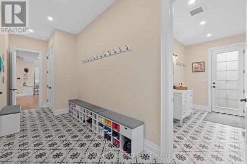 834 Edistel Crescent, Mississauga, ON - Indoor Photo Showing Other Room