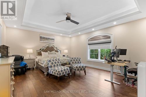 834 Edistel Crescent, Mississauga, ON - Indoor Photo Showing Bedroom