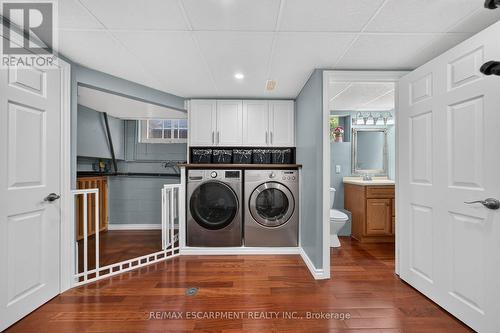 8399 Dickenson Road E, Hamilton, ON - Indoor Photo Showing Laundry Room