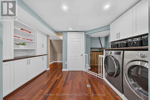 8399 Dickenson Road E, Hamilton, ON - Indoor Photo Showing Laundry Room