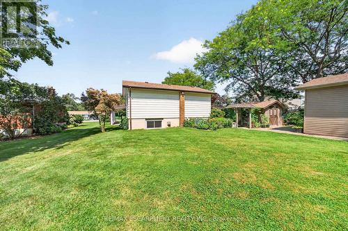 8399 Dickenson Road E, Hamilton, ON - Outdoor