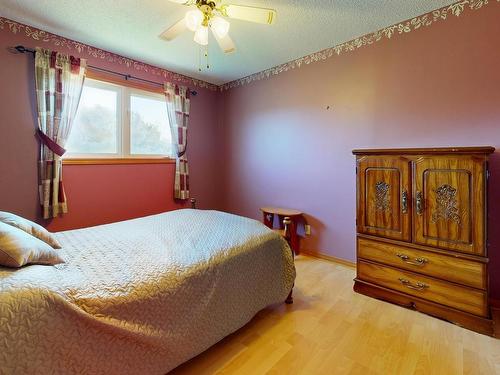 56 North Side Road, Riverport, NS - Indoor Photo Showing Bedroom