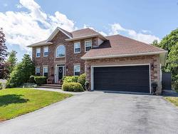 20 Quinn Court  Bedford, NS B4A 4B3