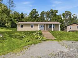 430 Beaver Bank Road  Beaver Bank, NS B4E 1K4