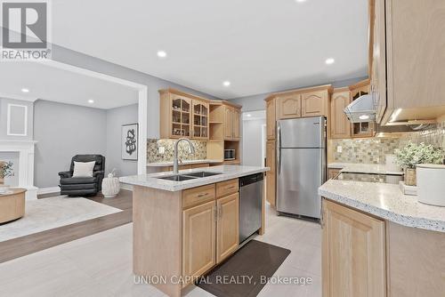 35 Mccarty Crescent, Markham, ON - Indoor Photo Showing Kitchen With Double Sink