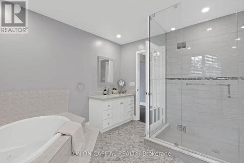 35 Mccarty Crescent, Markham, ON - Indoor Photo Showing Bathroom