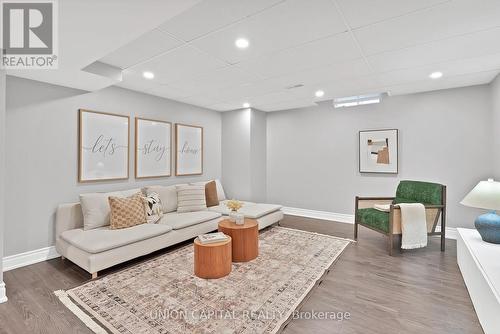 35 Mccarty Crescent, Markham, ON - Indoor