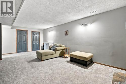 1409 Duffield Street W, Moose Jaw, SK - Indoor