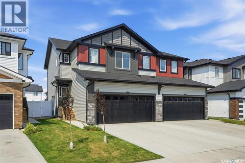 435 Myles Heidt MANOR  Saskatoon, SK S7W 1J2