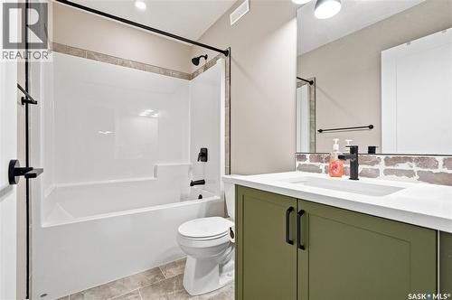 435 Myles Heidt Manor, Saskatoon, SK - Indoor Photo Showing Bathroom