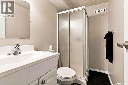 2602 Paul Crescent, Saskatoon, SK - Indoor Photo Showing Bathroom