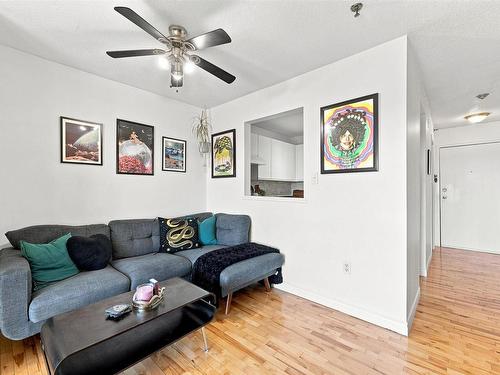 401 3600 John Parr Drive, Halifax, NS - Indoor Photo Showing Living Room