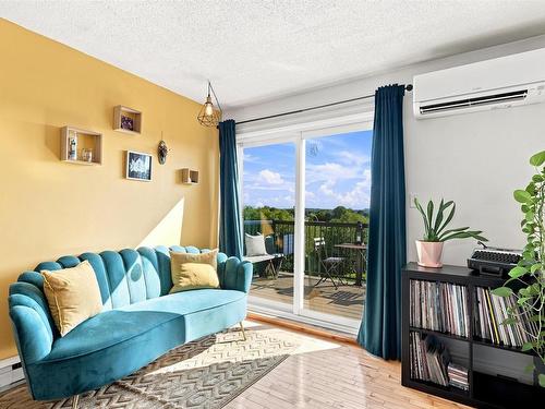 401 3600 John Parr Drive, Halifax, NS - Indoor Photo Showing Living Room